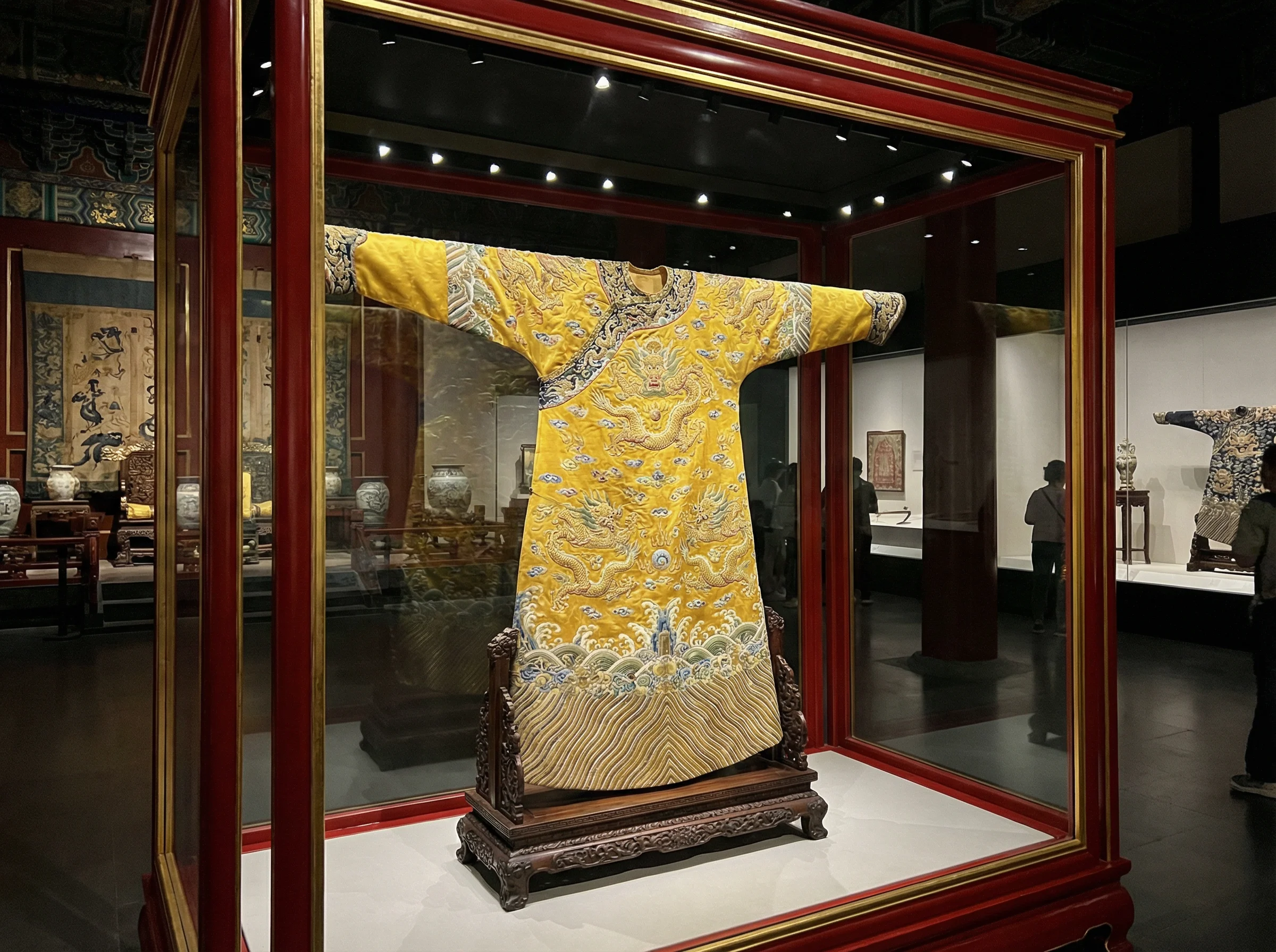 清代帝王龙袍展示 - ev扑克 与皇家纹饰